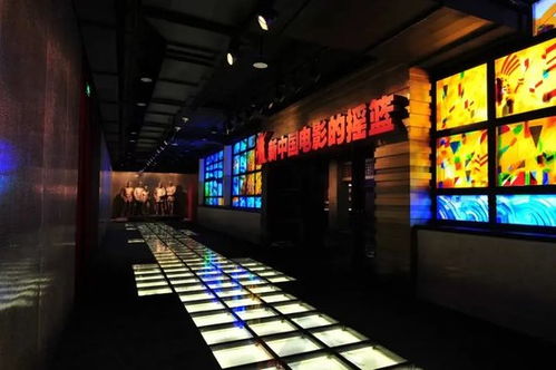 長影紅色經(jīng)典系列舞臺(tái)劇 長歌影魂 深受市民游客喜愛