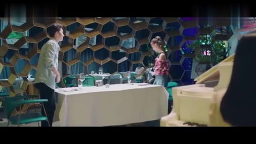 銀幕內(nèi)外 當(dāng)角色傲嬌，服務(wù)者無言——淺析影視中餐飲服務(wù)場(chǎng)景的戲劇張力